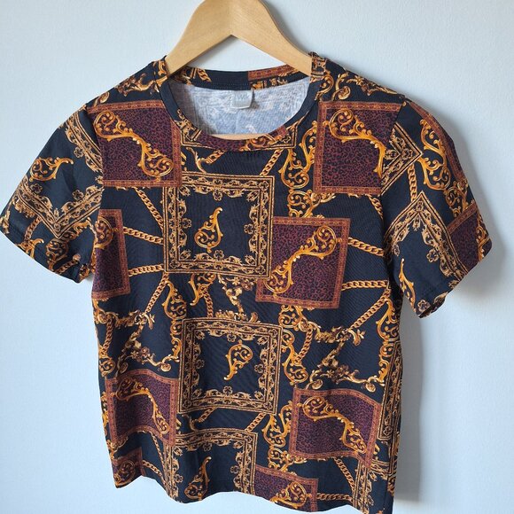 Baroque Print Tee - Picture 6 of 7